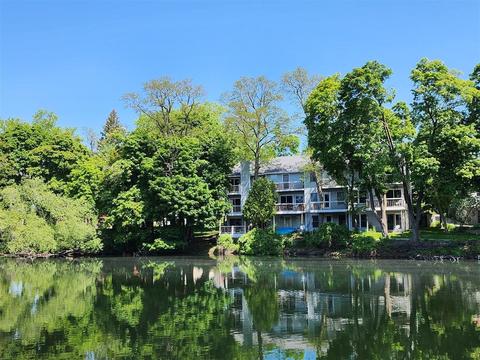 222 Washington St # 4, Traverse City, MI 49684