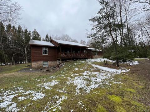 3820 W Houghton Lake Rd, Lake City, MI 49651