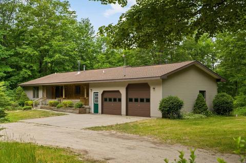 2202 N Reynolds Rd, Interlochen, MI 49643
