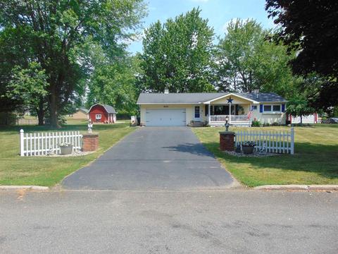 605 Barber St, Ithaca, MI 48847