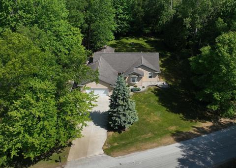 4827 Kingswood Ln, Oscoda, MI 48750