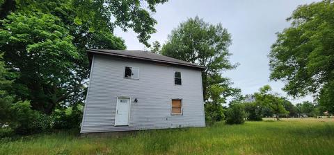 324 14th St, Cadillac, MI 49601