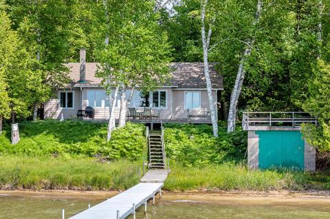 8506 S Dunns Farm Rd #LOT : 1, Maple City, MI 49664
