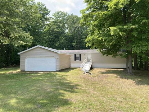 4621 N Campbell Rd, Rose City, MI 48654