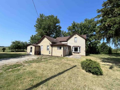 7410 E Rosebush Rd, Mount Pleasant, MI 48858