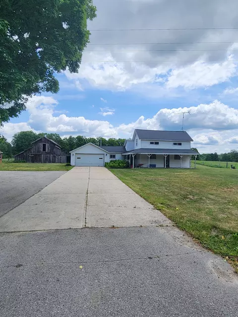 6205 County Road 491, Lewiston, MI 49756