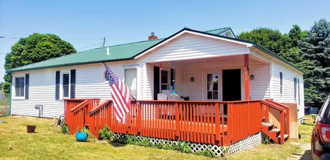 11270 N Wyman, Blanchard, MI 49310