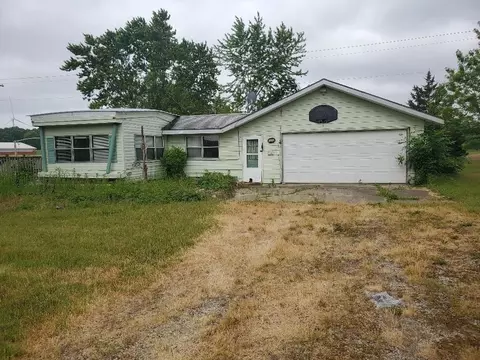 10270 S Shepherd, Shepherd, MI 48883