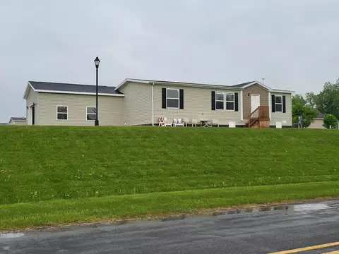 13519 Iowa, Eagle, MI 48822