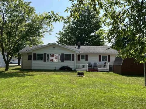 411 N 3rd St, Shepherd, MI 48883 photo 17