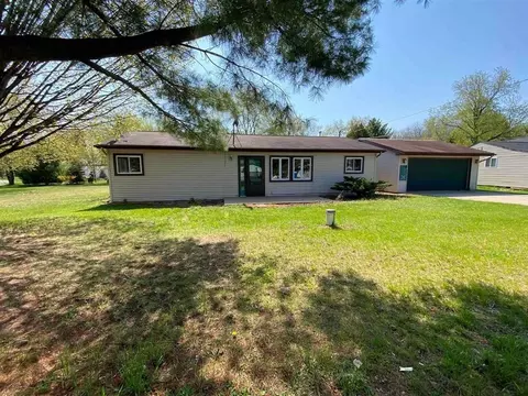 1340 Lakeview, Gladwin, MI 48624 photo 9