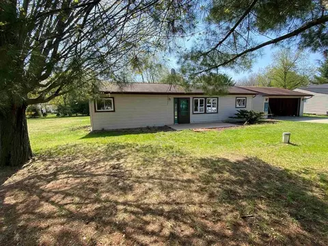 1340 Lakeview, Gladwin, MI 48624 photo 6