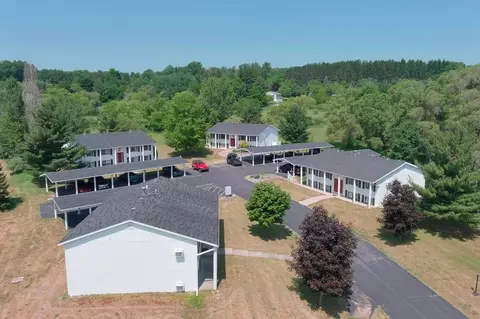 3835-3841 Silver Lk, Traverse City, MI 49684