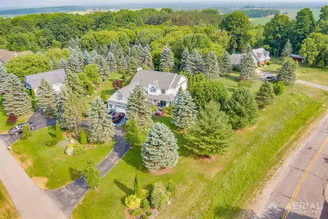 2989 Bunting, West Branch, MI 48661