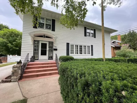 706 N State, Alma, MI 48801