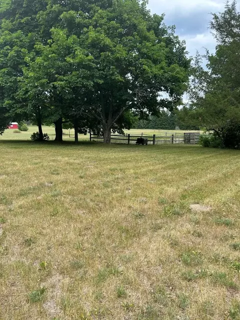 871 Bendon, Interlochen, MI 49643 photo 38
