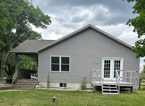 871 Bendon, Interlochen, MI 49643 photo 5