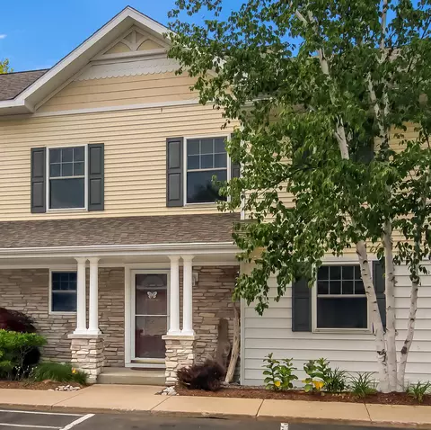 1500 Kent #6, Traverse City, MI 49686