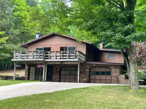 6173 S Lime Lk, Cedar, MI 49621 photo 2