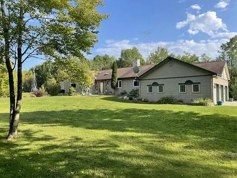 7903 Lagrant, Alger, MI 48610