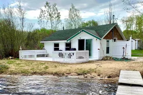 11085 E 44 Rd, Cadillac, MI 49601