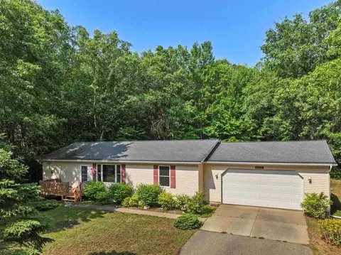 4856 S Dickerson, Lake City, MI 49651