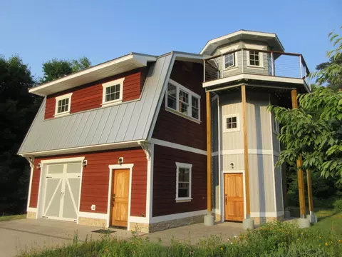 2345 Banktson, Frankfort, MI 49635
