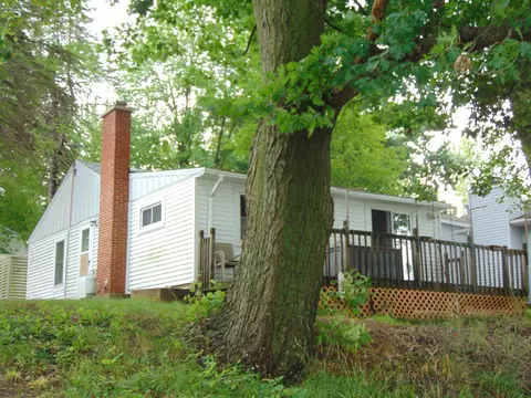 13475 Armitage Dr, Coral, MI 49322