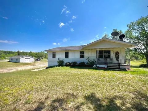 489 SW Gregg, South Boardman, MI 49680