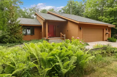 7583 N Gills Pier, Northport, MI 49670