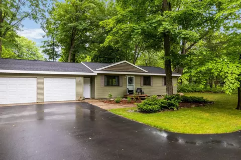 20787 Maple St, Lake Ann, MI 49650