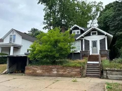 435 E Nelson, Cadillac, MI 49601