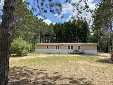 2867 N Traverse, Traverse City, MI 49685