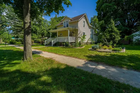 219 W Locust, Mount Pleasant, MI 48858