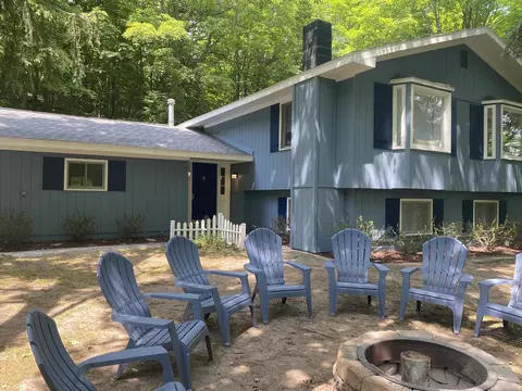 3230 Orchard Hl, Bellaire, MI 49615