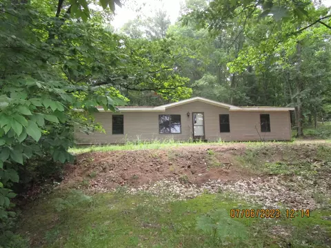 9402 Twisted Oak, Rapid City, MI 49676