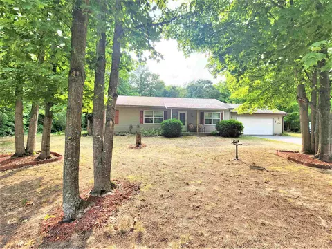 1510 Blackford, Interlochen, MI 49643