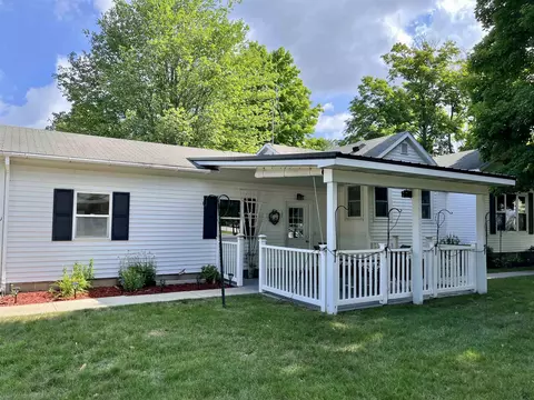 207 N Superior, Farwell, MI 48622