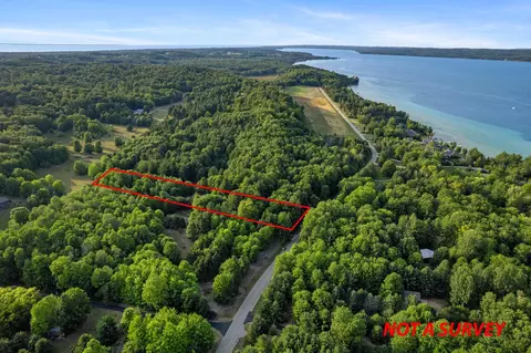 2924 N West Torch Lk, Kewadin, MI 49648