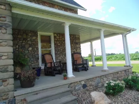 6989 W Washington, Ithaca, MI 48847 photo 7
