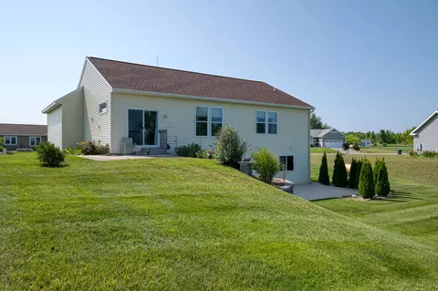7519 E Mdws, Cedar, MI 49621 photo 3