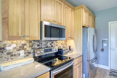 7519 E Mdws, Cedar, MI 49621 photo 21
