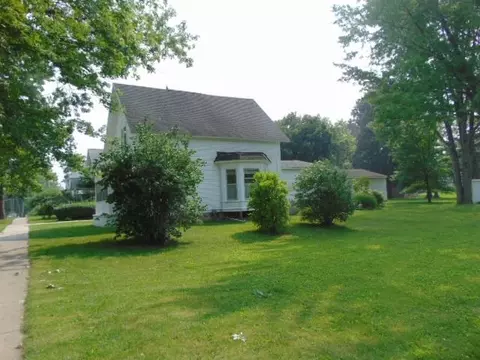 327 N Ithaca, Ithaca, MI 48847 photo 3