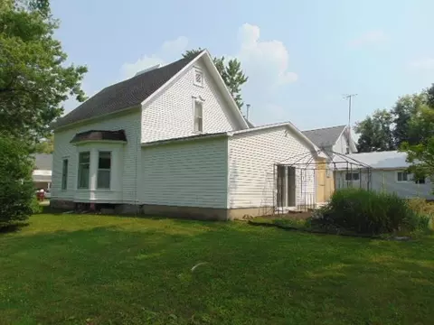 327 N Ithaca, Ithaca, MI 48847 photo 4