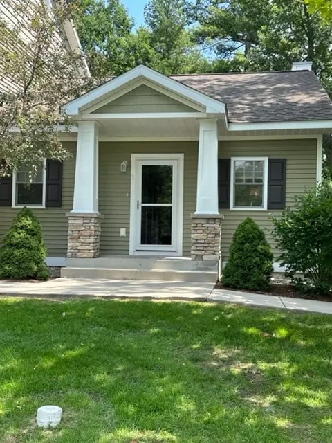 1491 Kent # 1, Traverse City, MI 49686