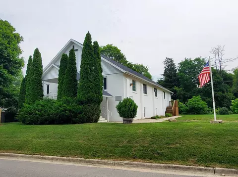 705 Whitney, Saint Louis, MI 48880