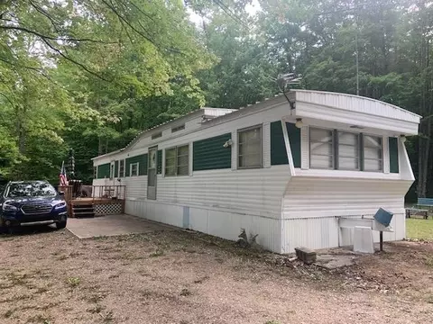 1483 W Eddie School, Bellaire, MI 49615