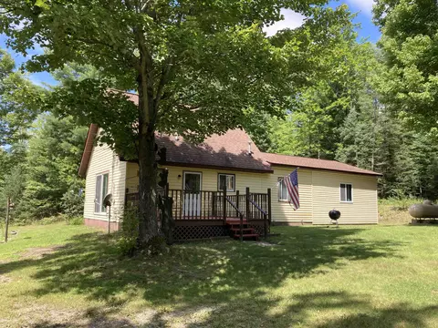 896 W Miller, Mio, MI 48647