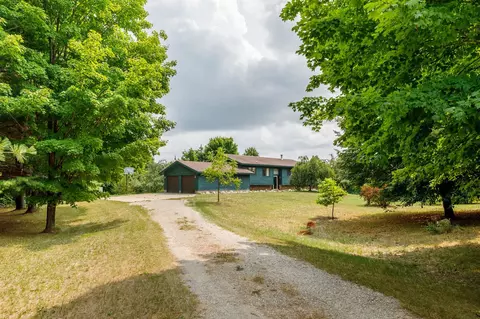 11151 S Bright, Maple City, MI 49664