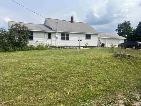 4955 S French, Cedar, MI 49621 photo 2